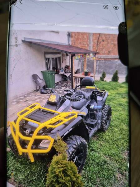 Can-Am Outlender