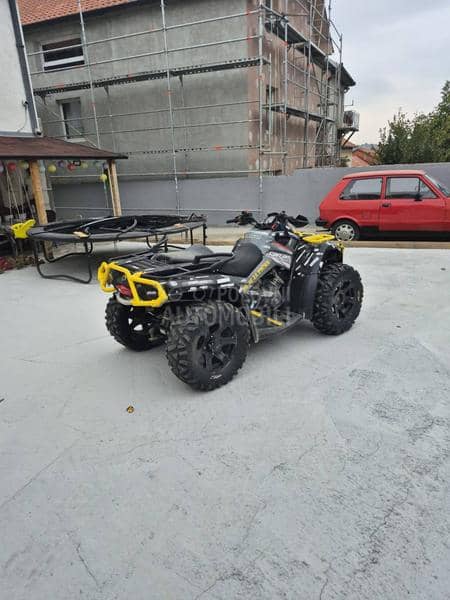 Can-Am Outlender