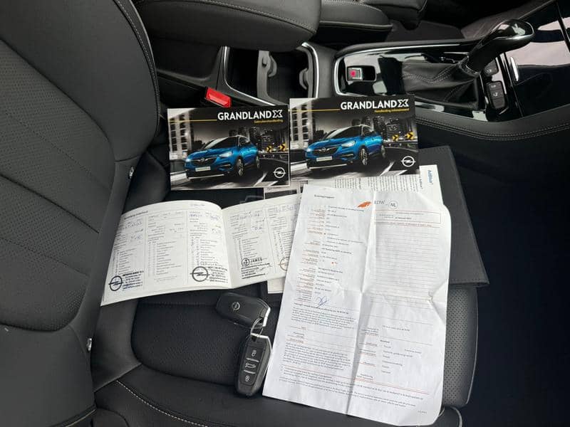 Opel Grandland X 1.6 DISEL/ULTIMATE Opel Grandland X 1.6 DISEL/ULTIMATE