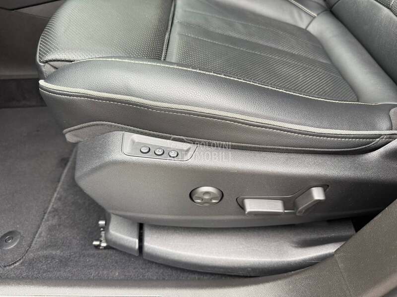 Opel Grandland X 1.6 DISEL/ULTIMATE Opel Grandland X 1.6 DISEL/ULTIMATE