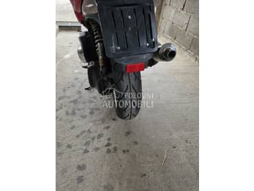 Peugeot speedfight 2