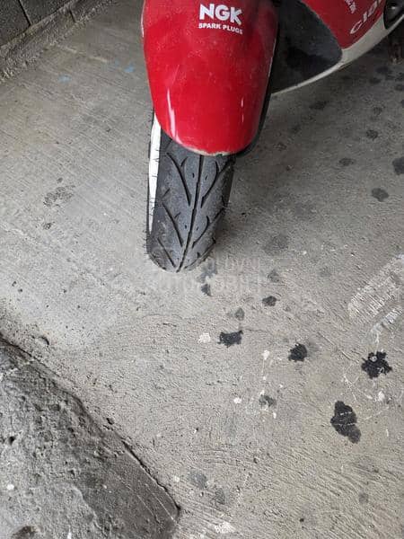 Peugeot speedfight 2