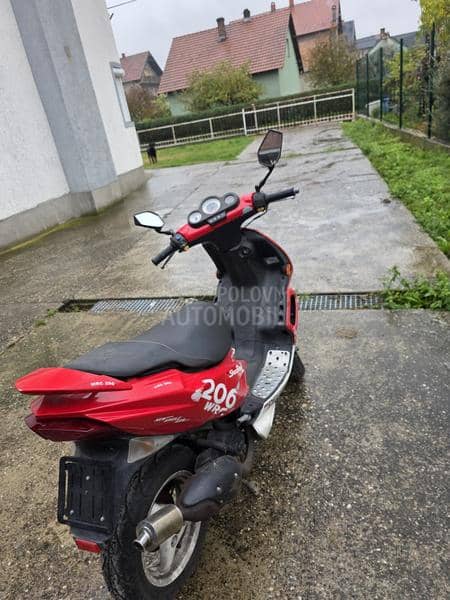 Peugeot speedfight 2