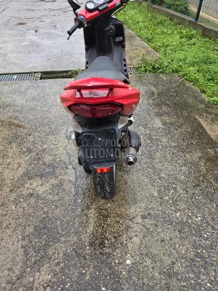 Peugeot speedfight 2