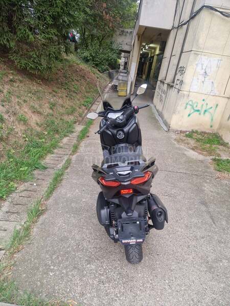 Yamaha Xmax 300 x max