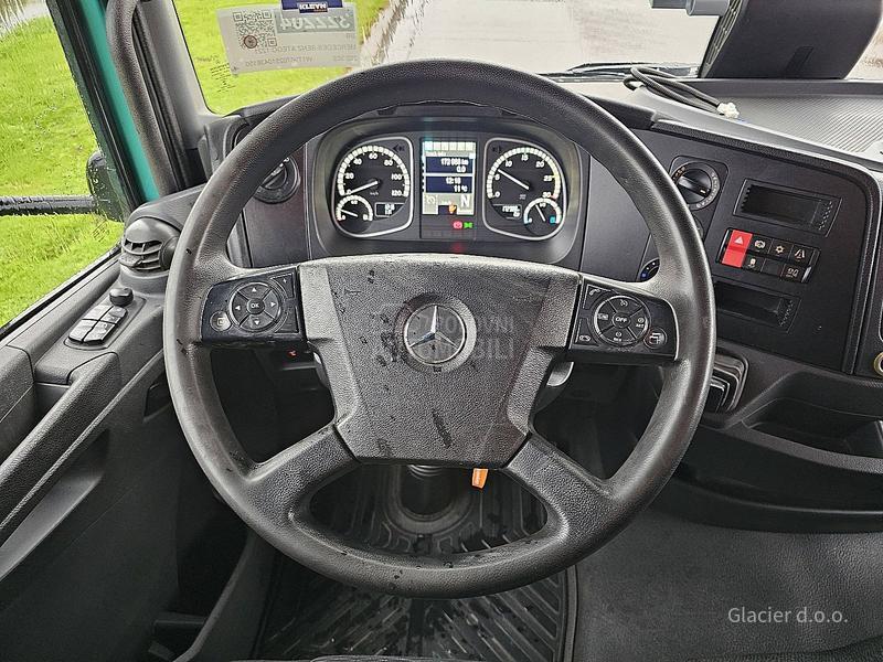 Mercedes Benz 1221 / 7.3m / LIFT