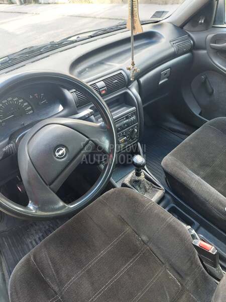 Opel Astra F 