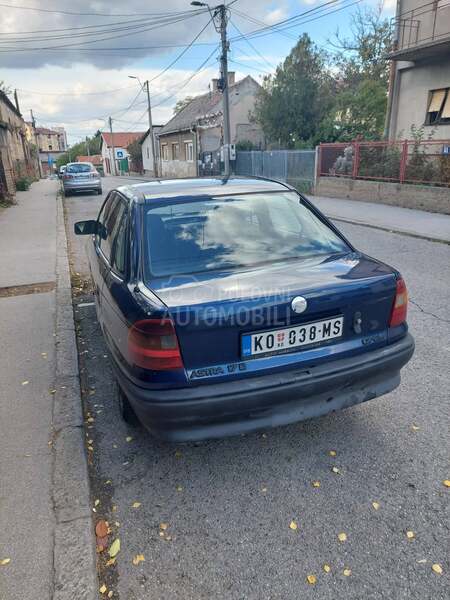 Opel Astra F 