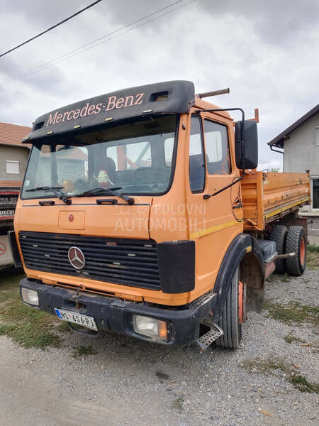 Mercedes Benz 1213