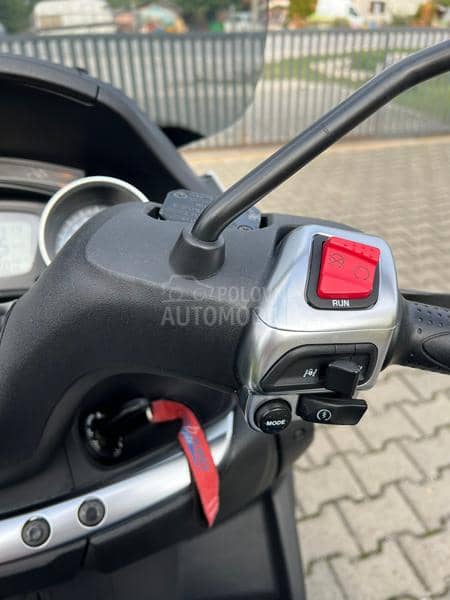 Piaggio mp3 LT