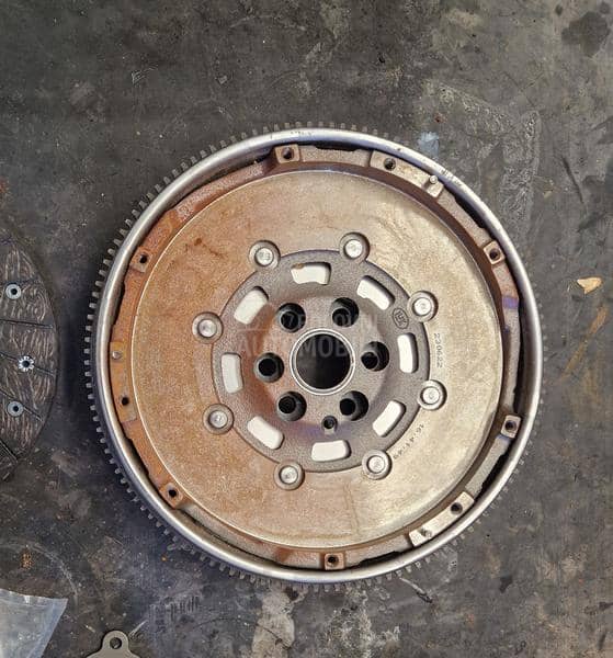 NOVOO SET KVACILA ZA 1.9TDI