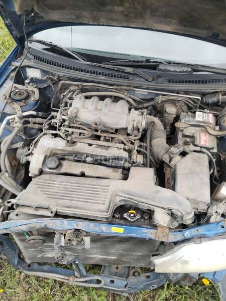 Mazda 323 323F
