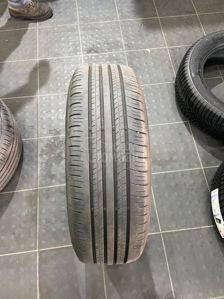 Dunlop 225/60 R18 Letnja