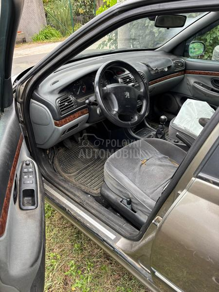 Peugeot 406 