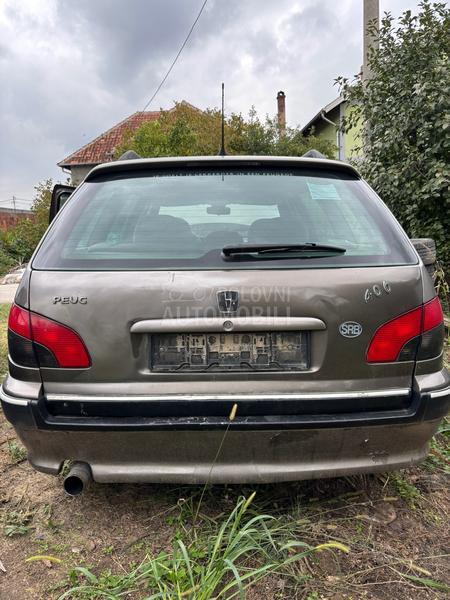 Peugeot 406 