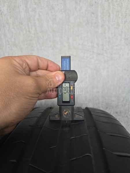 Pirelli 315/30 R22 Letnja