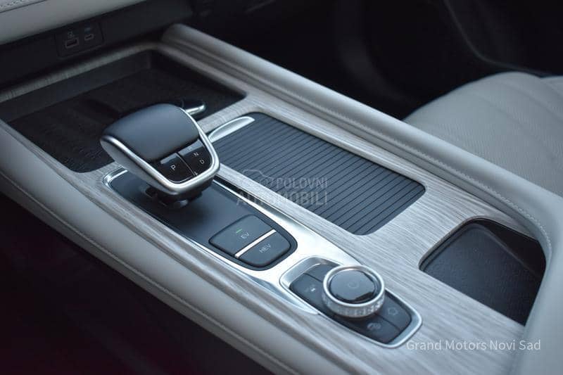 Chery Arrizo 8 1.5 PHEV NOBLE Chery Arrizo 8 1.5 PHEV NOBLE