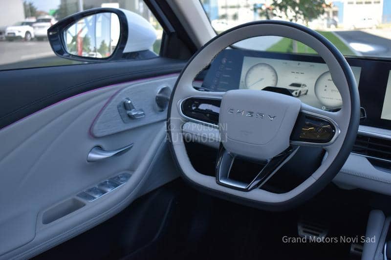 Chery Arrizo 8 1.5 PHEV NOBLE Chery Arrizo 8 1.5 PHEV NOBLE