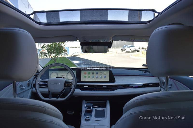 Chery Arrizo 8 1.5 PHEV NOBLE Chery Arrizo 8 1.5 PHEV NOBLE