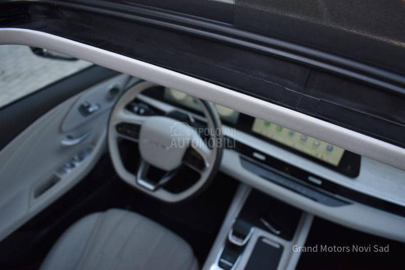 Chery Arrizo 8 1.5 PHEV NOBLE Chery Arrizo 8 1.5 PHEV NOBLE