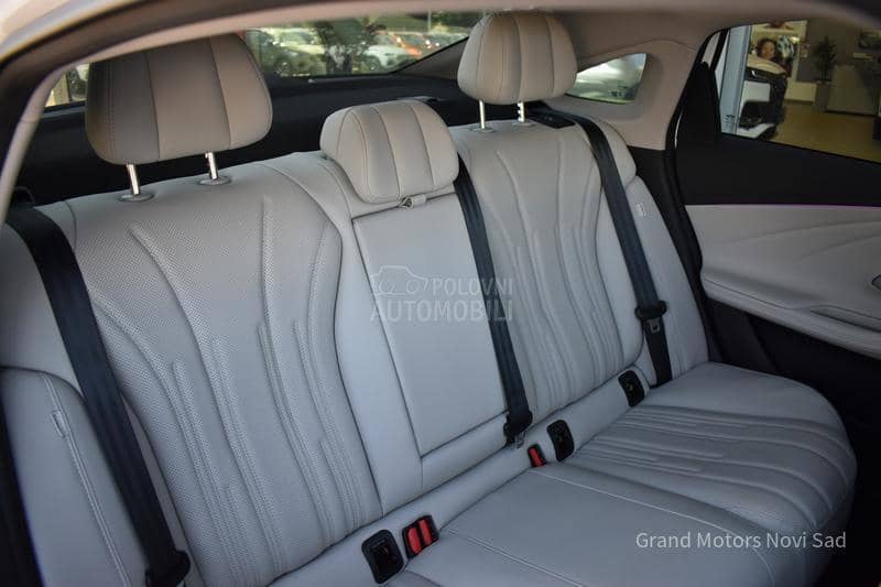 Chery Arrizo 8 1.5 PHEV NOBLE Chery Arrizo 8 1.5 PHEV NOBLE