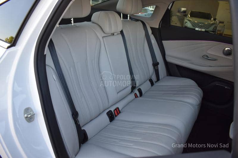 Chery Arrizo 8 1.5 PHEV NOBLE Chery Arrizo 8 1.5 PHEV NOBLE