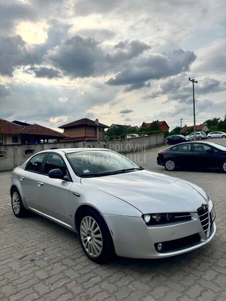 Alfa Romeo 159 