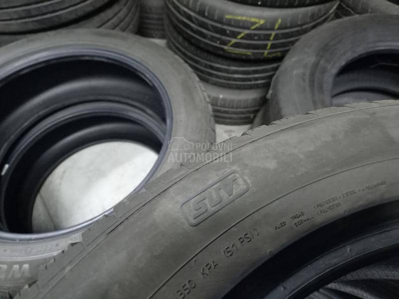 Continental 225/55 R19 Zimska