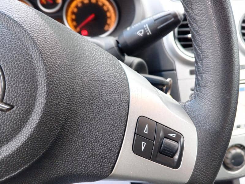 Opel Corsa D 1.3 cdti