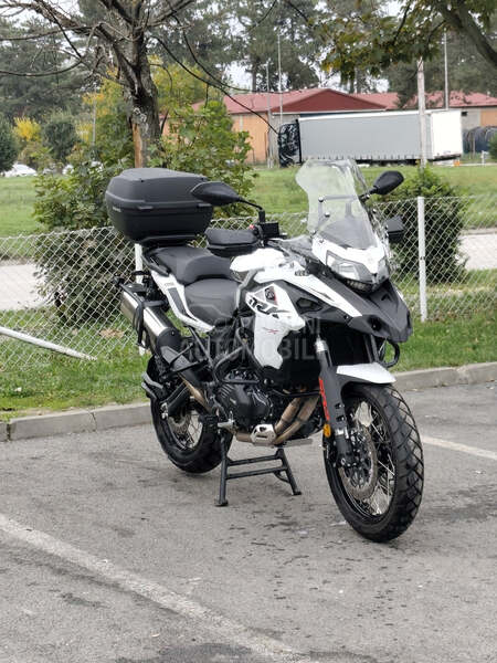 Benelli trk 502x