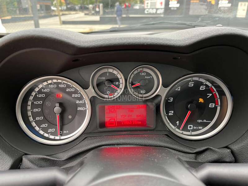 Alfa Romeo MiTo 