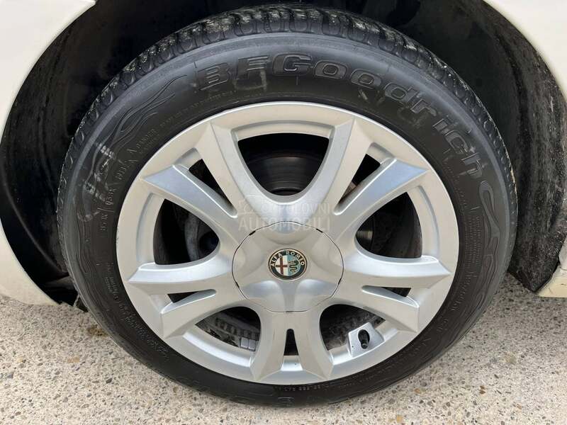 Alfa Romeo MiTo 