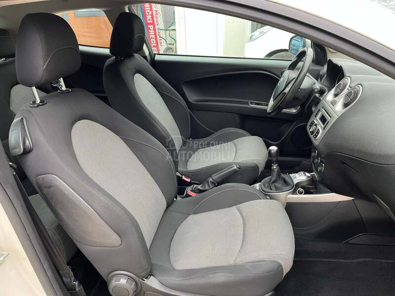 Alfa Romeo MiTo 