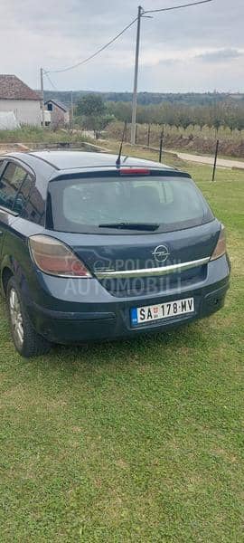 Opel Astra H 1,7