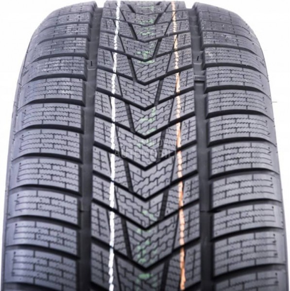 Tracmax 215/55 R18 Zimska