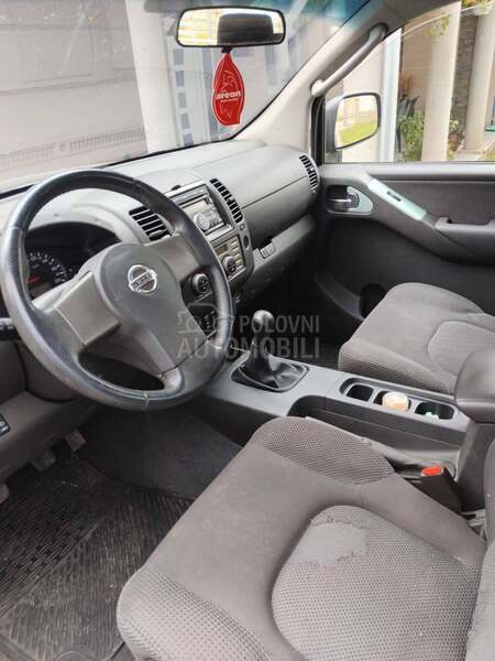 Nissan Navara 