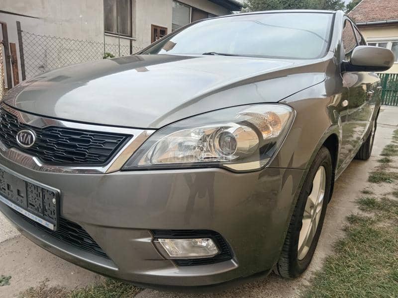 Kia cee`d 1.4 O D L I C N A