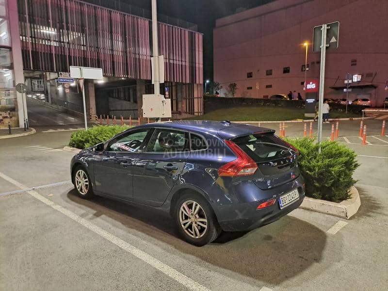 Volvo V40 D2 1.6