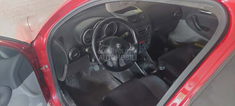 Alfa Romeo 147 1.6 Ts