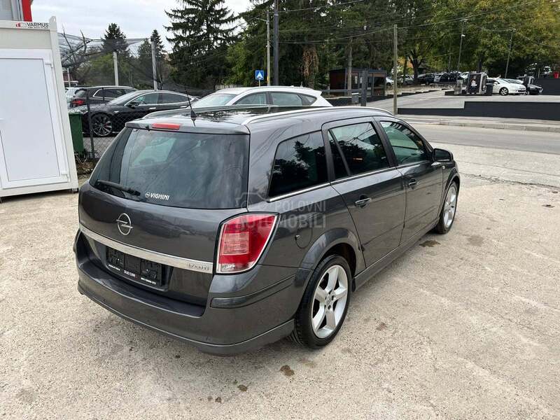 Opel Astra H SPORT NOV