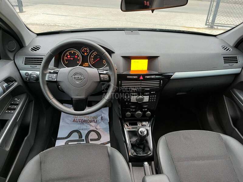 Opel Astra H SPORT NOV