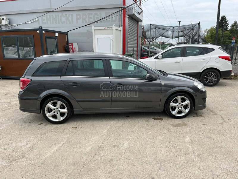 Opel Astra H SPORT NOV