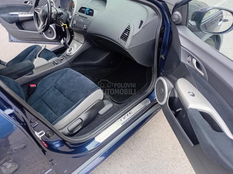 Honda Civic 1.8 Vtec i-SHIFT