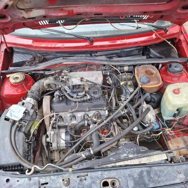 Volkswagen Golf 2 GTI