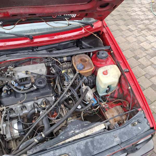 Volkswagen Golf 2 GTI