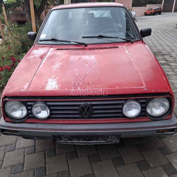 Volkswagen Golf 2 GTI