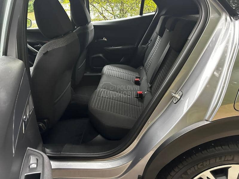 Peugeot 2008 2008 1,5 BlueHDI Peugeot 2008 2008 1,5 BlueHDI