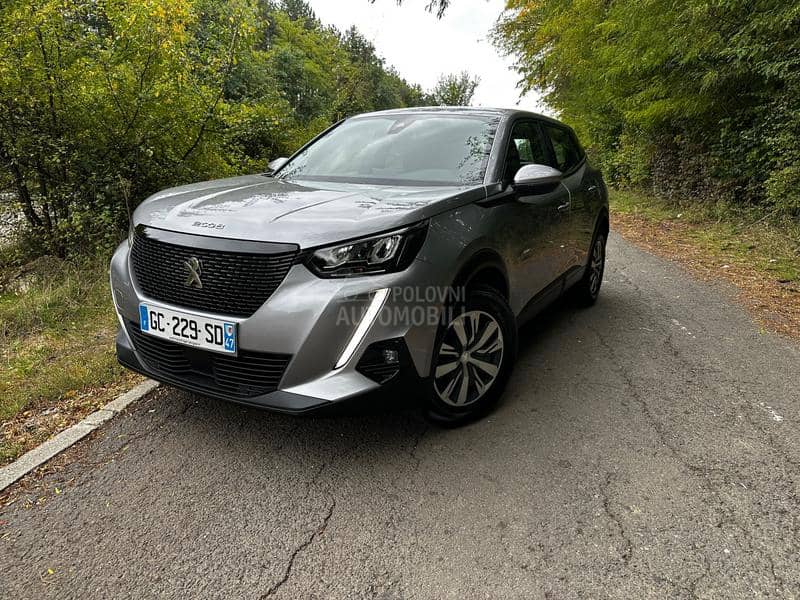 Peugeot 2008 2008 1,5 BlueHDI Peugeot 2008 2008 1,5 BlueHDI