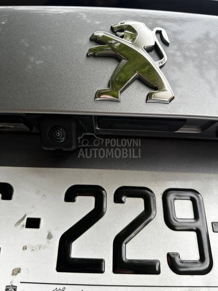 Peugeot 2008 2008 1,5 BlueHDI Peugeot 2008 2008 1,5 BlueHDI