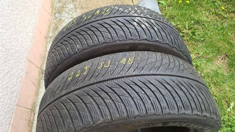 Michelin 225/55 R18 Zimska
